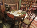 ROUND OAK ANTIQUE TABLE AND 6 CHAIRS