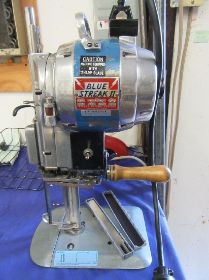 BLUE STREAK II EASTMAN 15 AMP 120 VOLT CLOTH CUTTING MACHINE