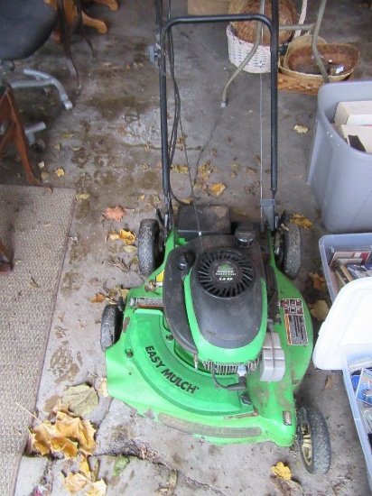 LAWN-BOY 4 CYCLE 5 HORSEPOWER PUSH MOWER