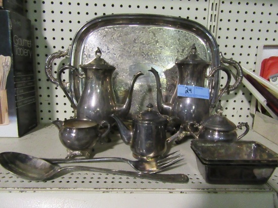 VARIETY OF SILVERPLATE ITEMS