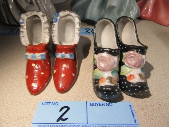 2 PAIR OF MINIATURE CERAMIC SHOES