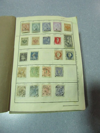 ASSORTMENT OF STAMPS IN ALBUMS