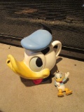 DONALD DUCK SHAKER AND TEAPOT