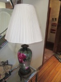 HAND-PAINTED METAL BASE TABLE LAMP