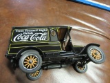 VINTAGE STYLE TREAT YOURSELF RIGHT DRINK COCA-COLA TRUCK. THE DANBURY MINT.