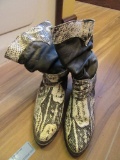 SNAKESKIN COWGIRL BOOTS SIZE 5