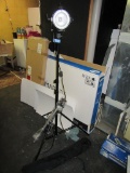 PBL LIGHT WITH STAND