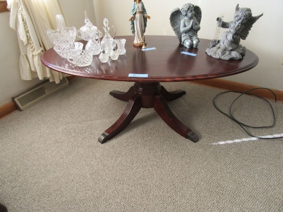 DUNCAN PHYFE STYLE COFFEE TABLE