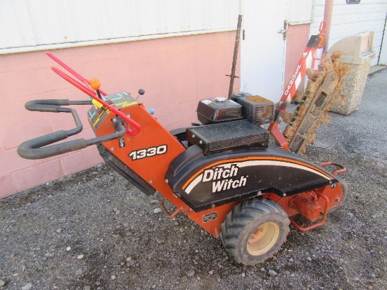 2009 DITCH WITCH 1330 TRENCHER