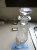 GLASS STOPPERS AND OIL AND VINEGAR. ETCHED CONTAINER