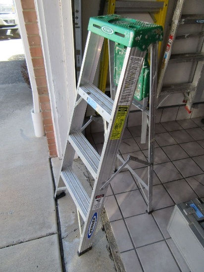 WERNER 4'  LADDER