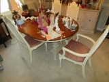 FRENCH PROVINCIAL STYLE DINING TABLE WITH 5 CHAIRS. ONE HOST. BASE HAS BEEN
