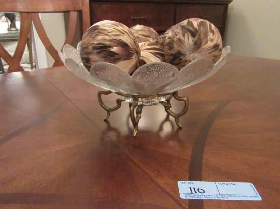 CENTERPIECE BOWL WITH FEATHERED ORNAMENTS