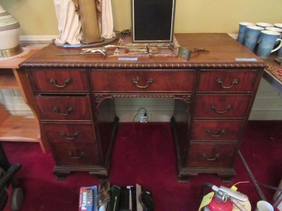 VINTAGE DESK