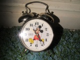 LORUS QUARTZ MICKEY MOUSE ALARM CLOCK