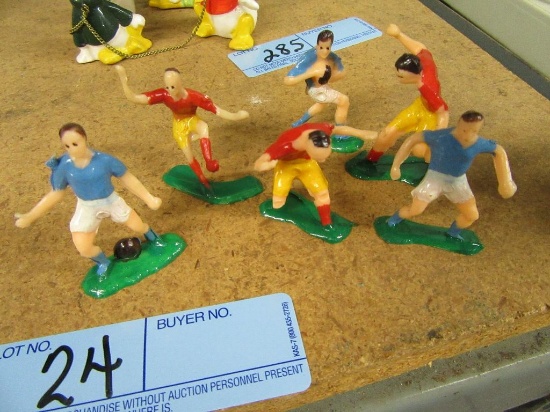 50'S PLASTIC SOCCER PLAYERS