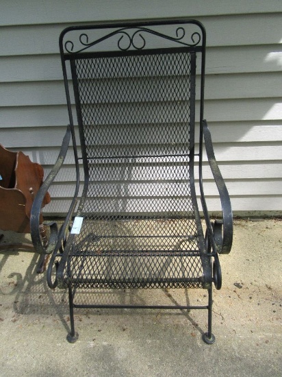 WROUGHT IRON SPRING CHAIR