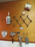 KITCHEN HAND TOOLS, SCOOP, AND ETC