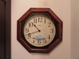 VERICHRON WALL CLOCK