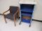 LOT ROLLABOUT PEDESTAL STAND AND THREE CHAIRS AND ONE END TABLE
