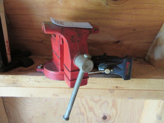 COLUMBIAN 1045 VISE AND POWERCRAFT VISE. BRING TOOLS FOR REMOVAL OF THE COL