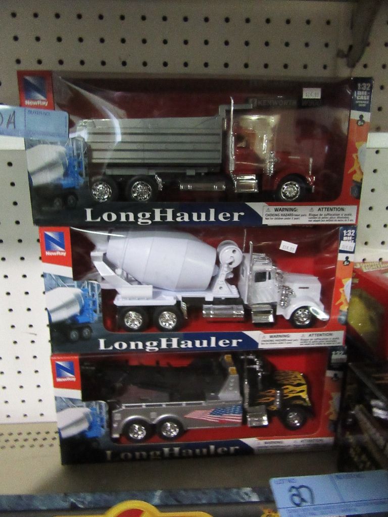 NEW RAY LONG HAULER KENWORTH W900 DUMP TRUCK, Proxibid
