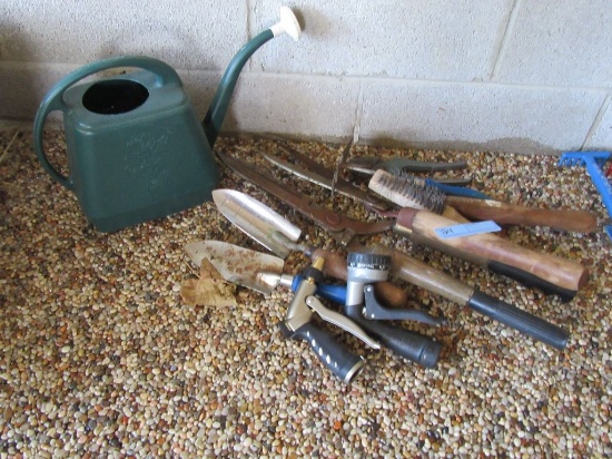 ASSORTED GARDENING TOOLS AND SHEARS