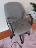 DESK CHAIR