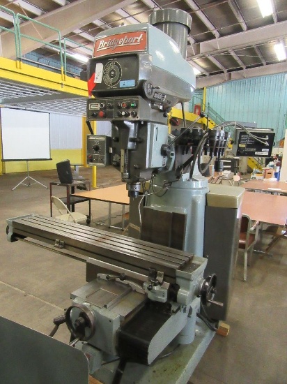 BRIDGEPORT SERIES 2 CNC MILL. HAS EXTRA BITS AND HOLDERS. 3 PHASE. 6 FT 6 I