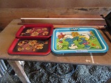 METAL SMURF TRAY AND 2 FLOWER DESIGN SNACK TRAYS