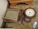 GENERAL ELECTRIC CLOCK AND A VARIETY OF PICTURE FRAMES