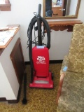 DIRT DEVIL UPRIGHT DELUXE SWEEPER
