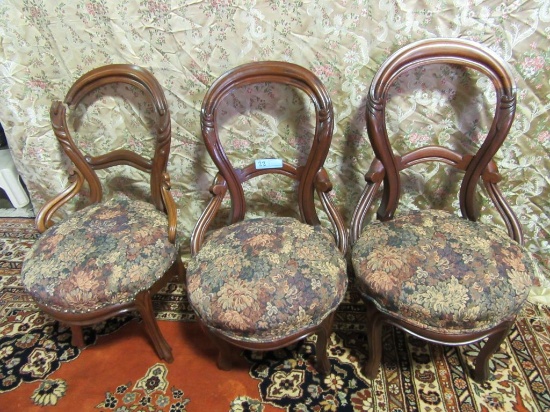 3 VICTORIAN STYLE TAPESTRY UPHOLSTRED CHAIRS. ONE BROKEN