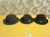 SIZE MEDIUM MEN'S WOOL HAT AND 2 FELT HATS