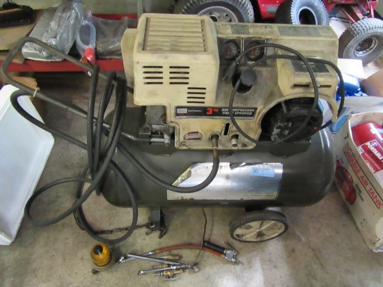 CRAFTSMAN 3 HORSEPOWER AIR COMPRESSOR WITH AIR CHUCKS