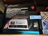 SCHUMACHER AUTOMATIC MANUAL BATTERY CHARGER IN BOX