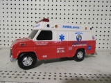 BATTERY OPERATED FUNRISE AMBULANCE