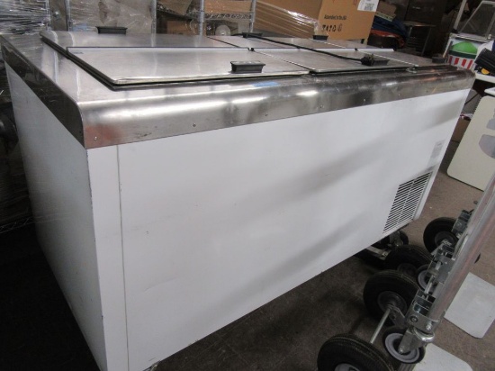 ICE CREAM/FROZEN DESSERT FREEZER MODEL BD10