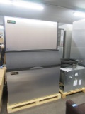 ICE-O-MATIC COMMERCIAL ICE MAKER. MODEL NUMBER VRC5061B1