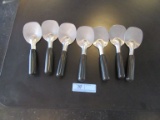 (7) FLAT PADDLE SCOOPS