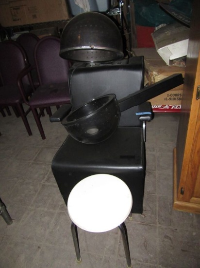 SALON STYLE HAIR DRYER