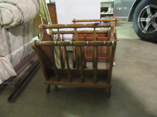 MAGAZINE RACK