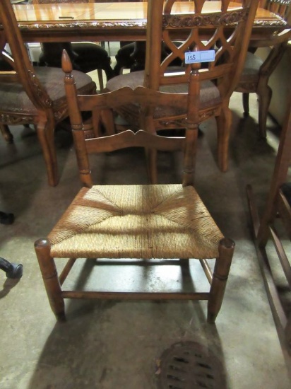 SMALL CHAIR WITH WOVEN SEAT