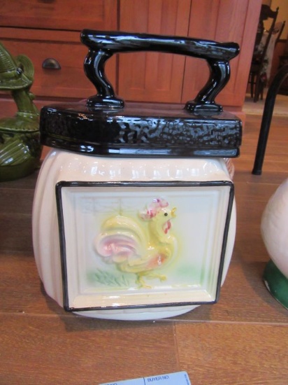 ROOSTER COOKIE JAR WITH IRON TOP