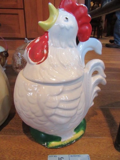 ROOSTER COOKIE JAR. HAS SOME CHIPS ON BASE