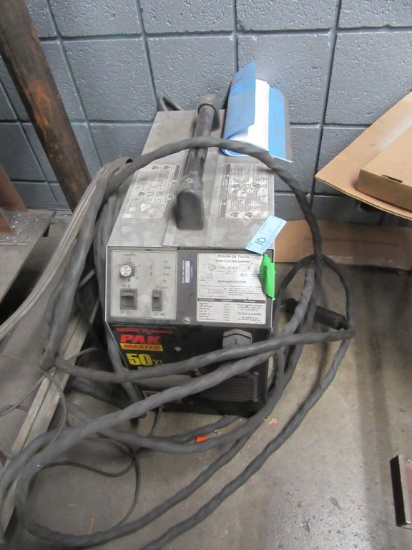 THERMAL DYNAMICS PAK MASTER 50 XL PLASMA CUTTER. 220V.