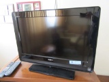 SONY 26 INCH FLAT SCREEN TV WITH REMOTE