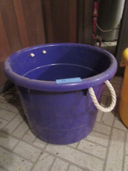 LARGE PURPLE WASH BUCKET