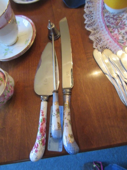 MADE IN ITALY CAKE SERVING SET AND CANDLE SNUFFER