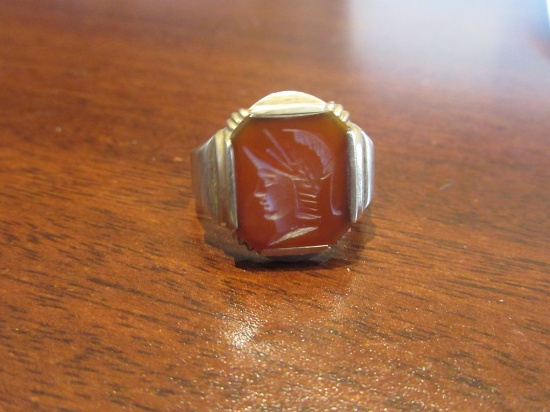 10 KARAT GOLD VINTAGE MEN'S CAMEO RING